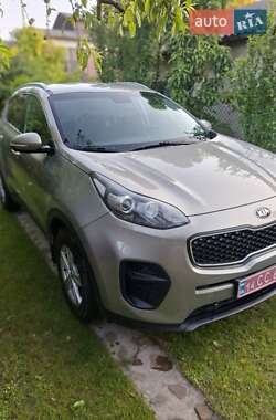 Позашляховик / Кросовер Kia Sportage 2016 в Львові