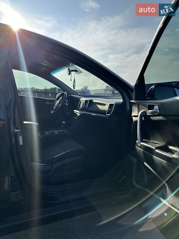 Внедорожник / Кроссовер Kia Sportage 2017 в Кропивницком