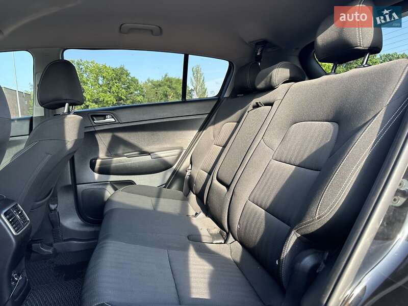 Внедорожник / Кроссовер Kia Sportage 2017 в Кропивницком