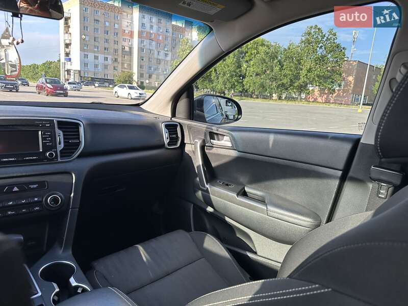 Внедорожник / Кроссовер Kia Sportage 2017 в Кропивницком