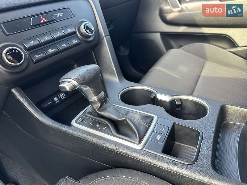 Внедорожник / Кроссовер Kia Sportage 2017 в Кропивницком