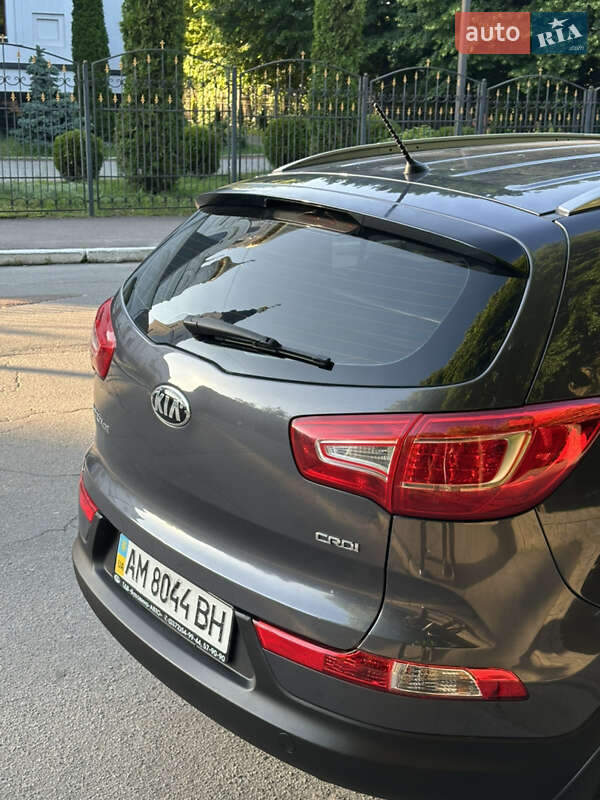 Внедорожник / Кроссовер Kia Sportage 2013 в Житомире