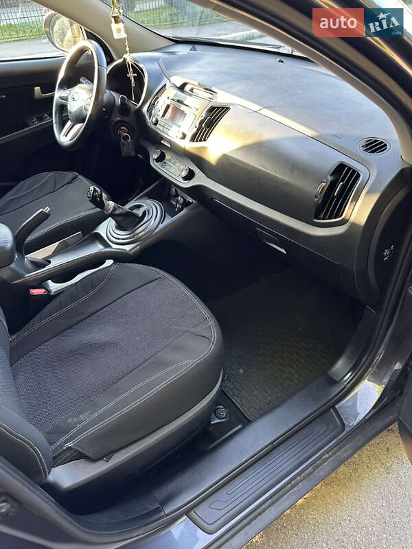 Внедорожник / Кроссовер Kia Sportage 2013 в Житомире