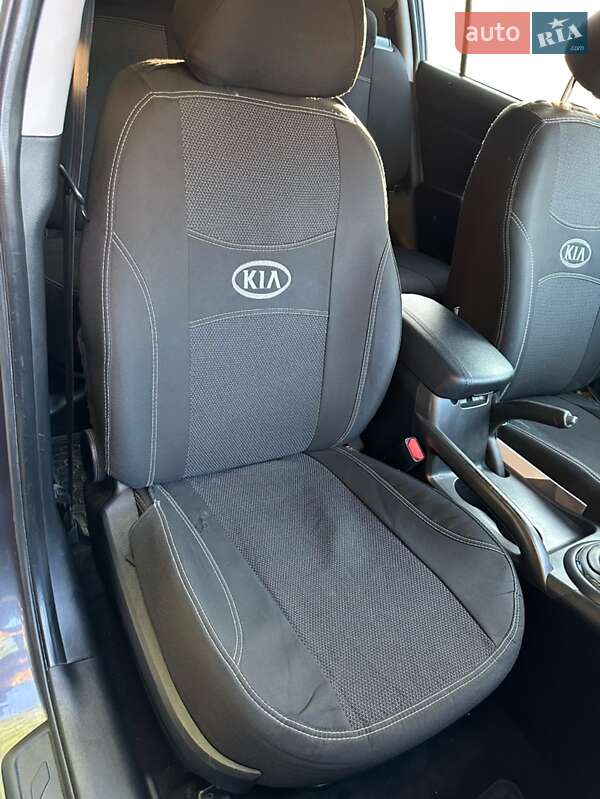 Внедорожник / Кроссовер Kia Sportage 2013 в Житомире