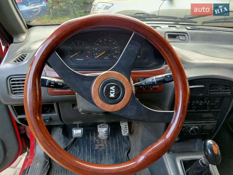 Внедорожник / Кроссовер Kia Sportage 1996 в Запорожье