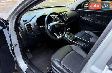 Внедорожник / Кроссовер Kia Sportage 2013 в 