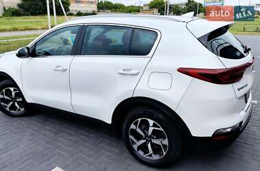 Позашляховик / Кросовер Kia Sportage 2019 в 