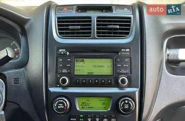 Внедорожник / Кроссовер Kia Sportage 2008 в 