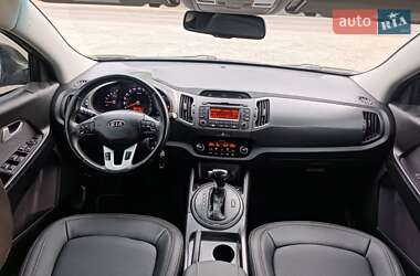 Внедорожник / Кроссовер Kia Sportage 2011 в 