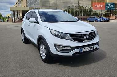 Внедорожник / Кроссовер Kia Sportage 2013 в Киеве