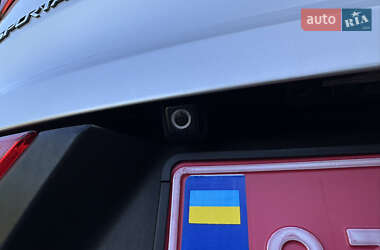 Позашляховик / Кросовер Kia Sportage 2015 в 