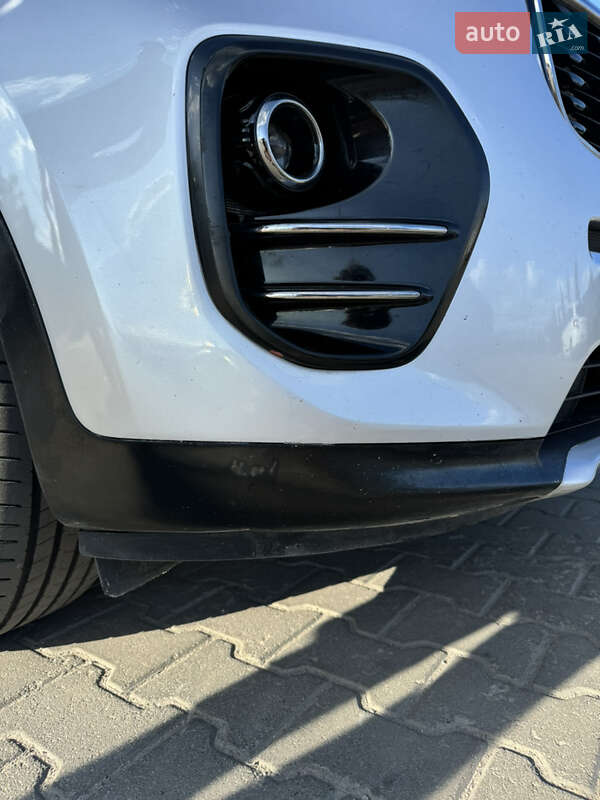 Внедорожник / Кроссовер Kia Sportage 2016 в Тернополе