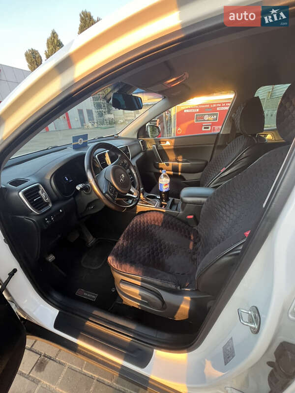 Внедорожник / Кроссовер Kia Sportage 2017 в Киеве