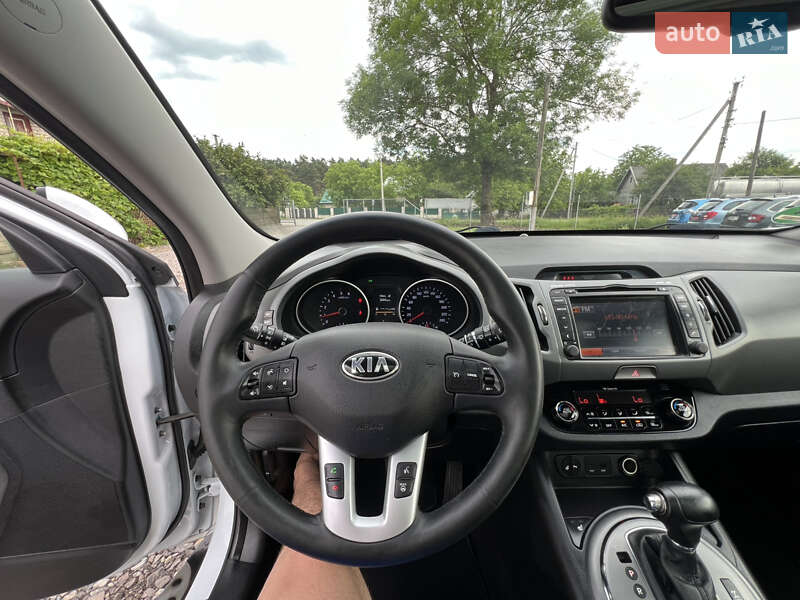 Позашляховик / Кросовер Kia Sportage 2015 в Бродах