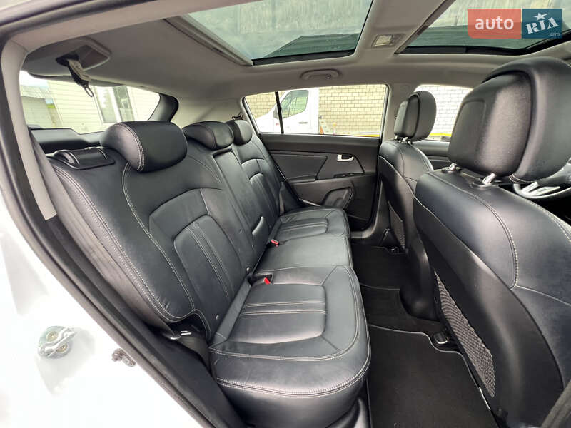 Позашляховик / Кросовер Kia Sportage 2015 в Бродах