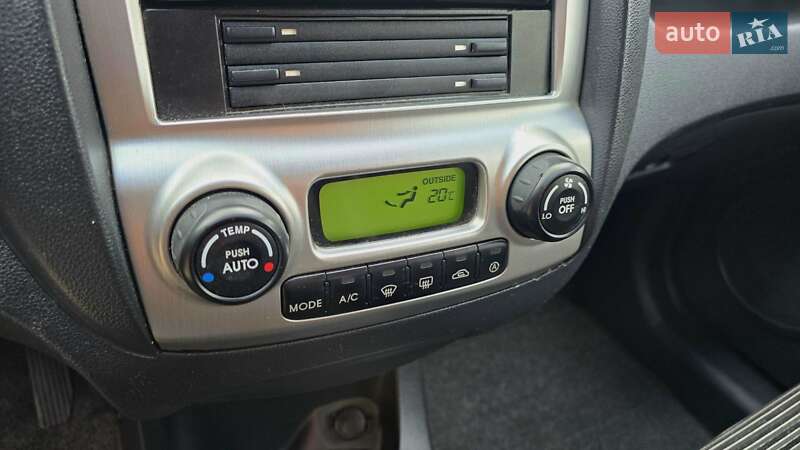 Внедорожник / Кроссовер Kia Sportage 2006 в Полтаве