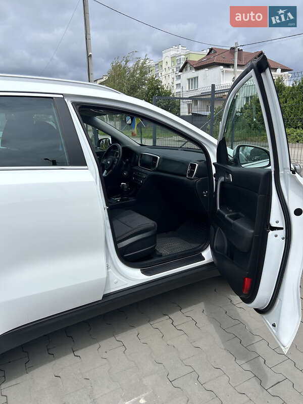 Позашляховик / Кросовер Kia Sportage 2021 в Києві