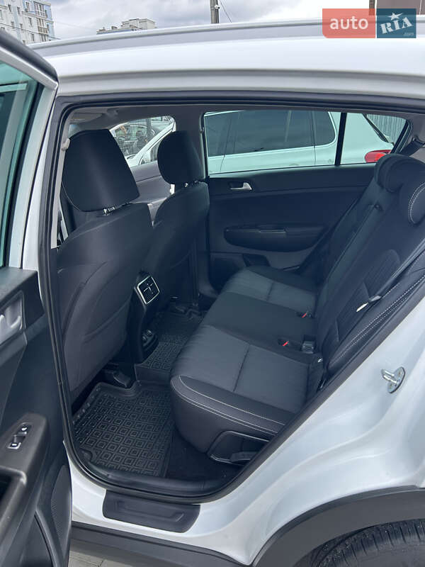 Позашляховик / Кросовер Kia Sportage 2021 в Києві