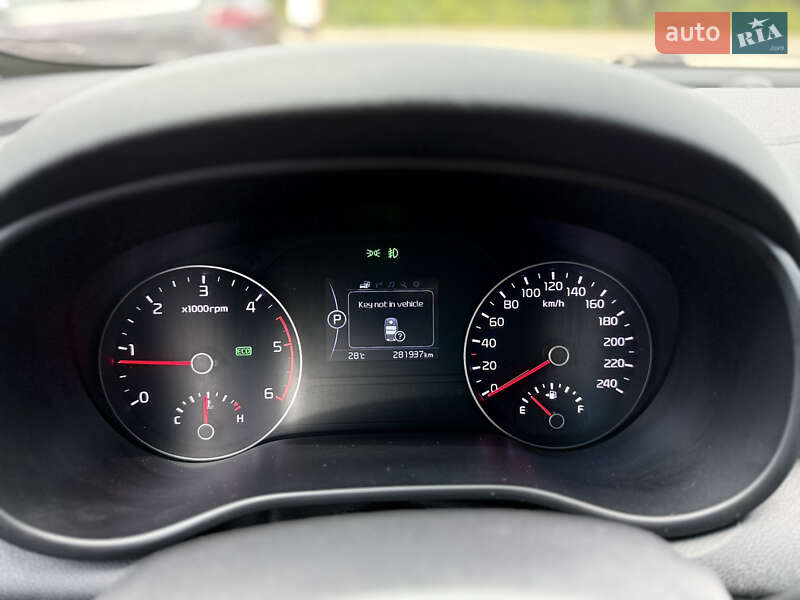 Внедорожник / Кроссовер Kia Sportage 2016 в Днепре