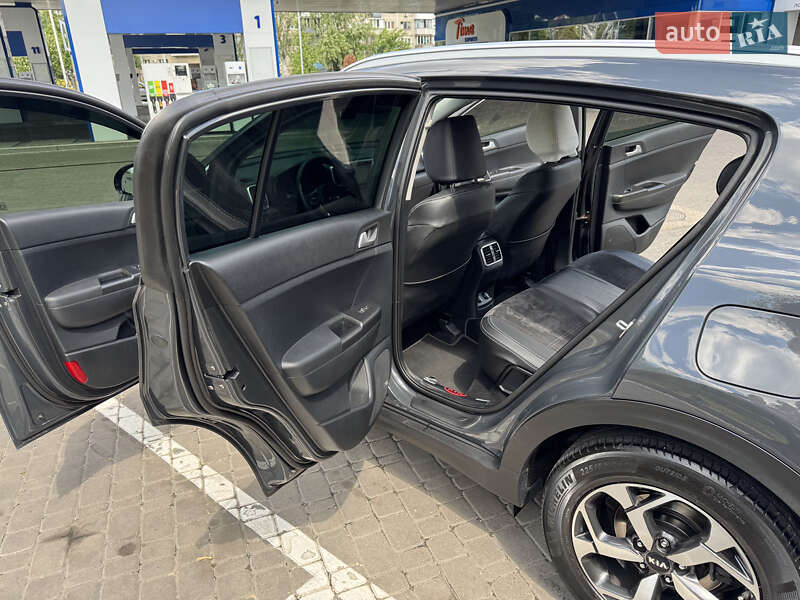 Внедорожник / Кроссовер Kia Sportage 2019 в Киеве