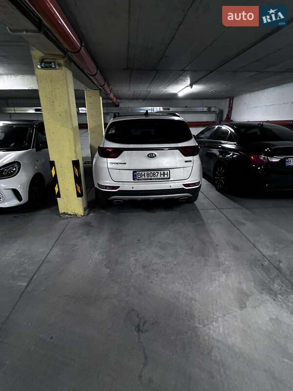 Внедорожник / Кроссовер Kia Sportage 2016 в Одессе