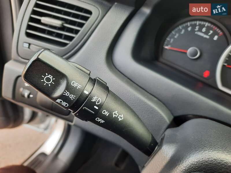 Внедорожник / Кроссовер Kia Sportage 2009 в Полтаве