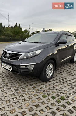 Внедорожник / Кроссовер Kia Sportage 2013 в Ивано-Франковске