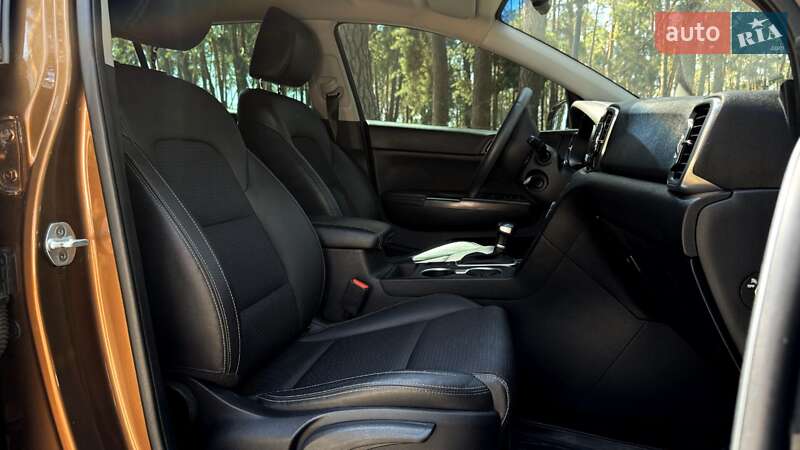 Внедорожник / Кроссовер Kia Sportage 2016 в Чернигове