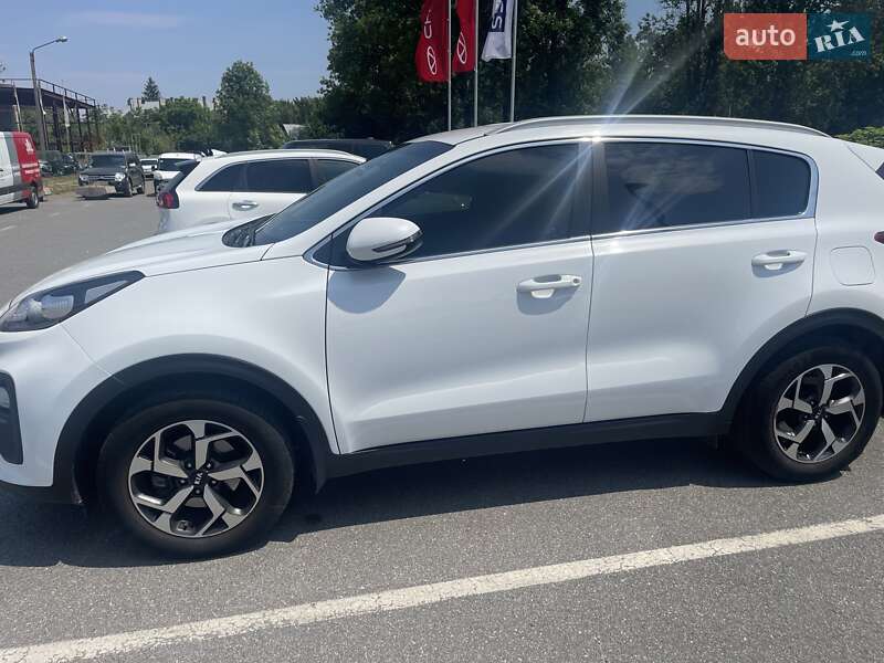 Позашляховик / Кросовер Kia Sportage 2021 в Львові