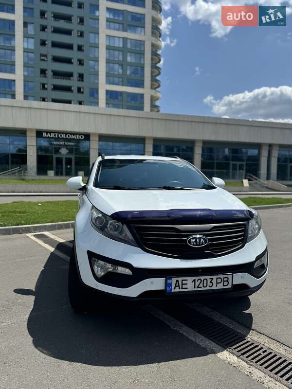 Позашляховик / Кросовер Kia Sportage 2012 в Дніпрі