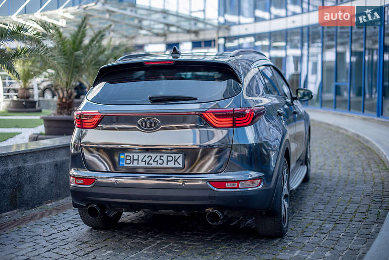 Позашляховик / Кросовер Kia Sportage 2016 в Одесі