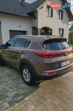 Позашляховик / Кросовер Kia Sportage 2016 в 