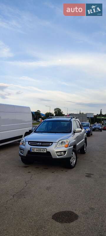 Внедорожник / Кроссовер Kia Sportage 2009 в Кривом Роге