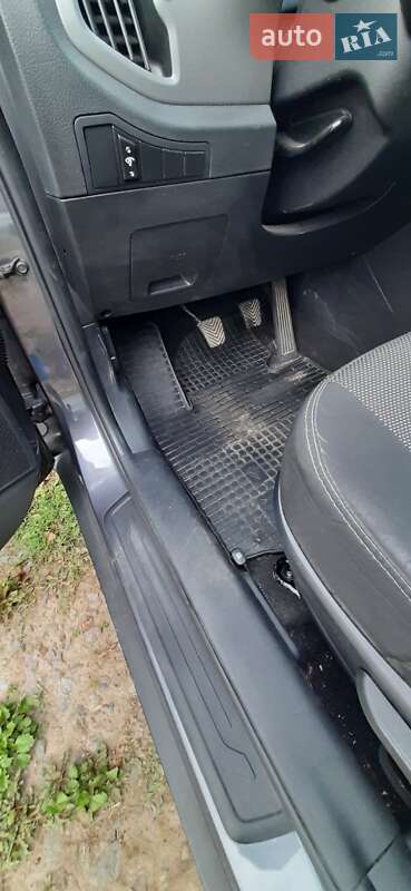 Внедорожник / Кроссовер Kia Sportage 2015 в Баре