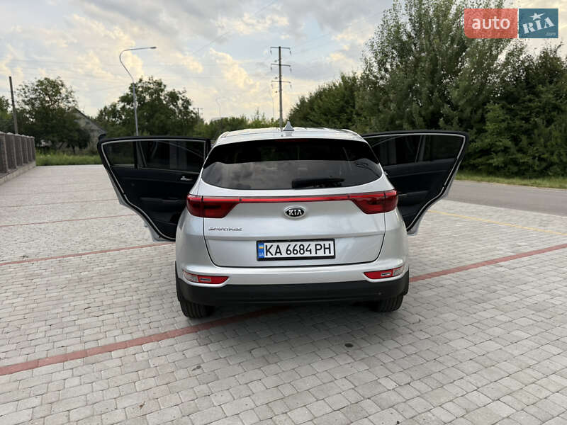 Позашляховик / Кросовер Kia Sportage 2015 в Старокостянтинові