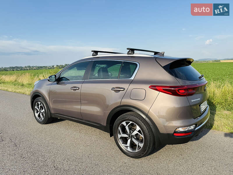 Позашляховик / Кросовер Kia Sportage 2018 в Львові