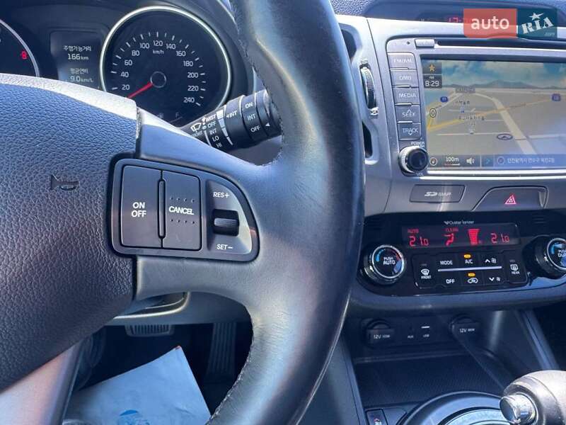 Позашляховик / Кросовер Kia Sportage 2014 в Києві
