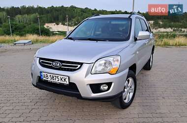 Внедорожник / Кроссовер Kia Sportage 2010 в Могилев-Подольске