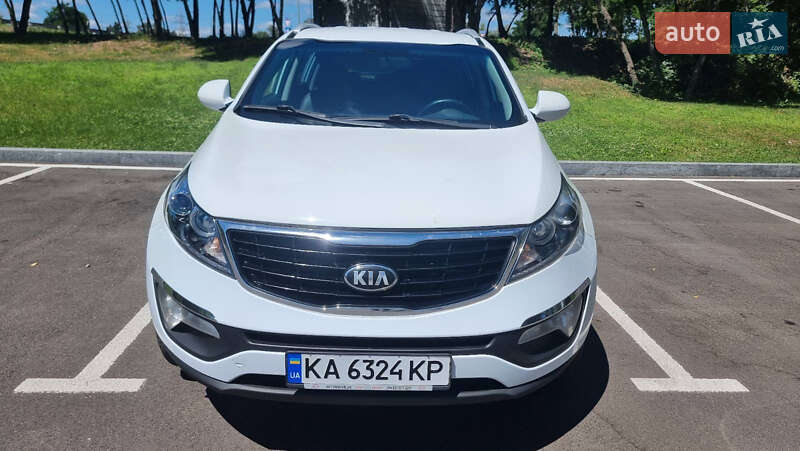 Внедорожник / Кроссовер Kia Sportage 2014 в Киеве
