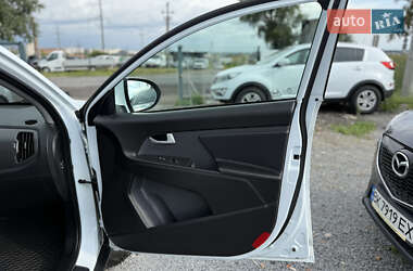 Внедорожник / Кроссовер Kia Sportage 2011 в 