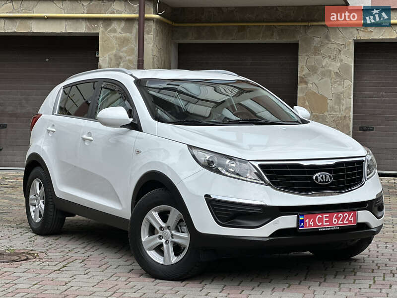 Внедорожник / Кроссовер Kia Sportage 2014 в Надворной