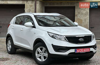 Позашляховик / Кросовер Kia Sportage 2014 в 
