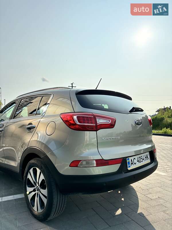 Внедорожник / Кроссовер Kia Sportage 2011 в Луцке
