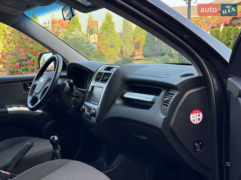 Позашляховик / Кросовер Kia Sportage 2009 в Стрию