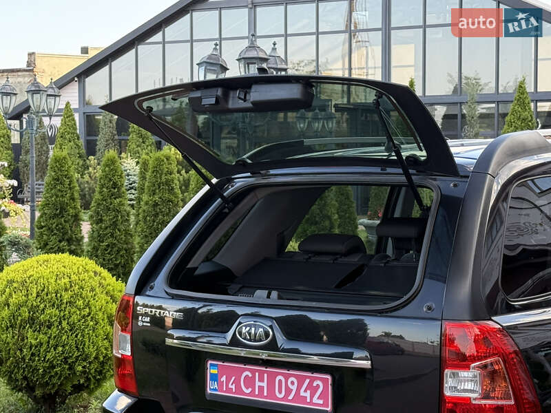 Позашляховик / Кросовер Kia Sportage 2009 в Стрию