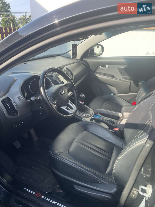 Внедорожник / Кроссовер Kia Sportage 2014 в Львове