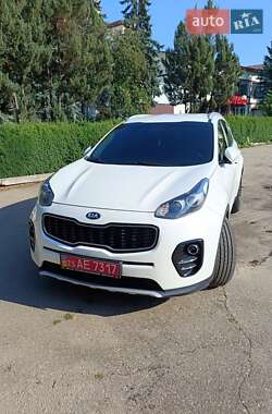 Внедорожник / Кроссовер Kia Sportage 2015 в Могилев-Подольске