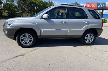 Внедорожник / Кроссовер Kia Sportage 2006 в Хороле