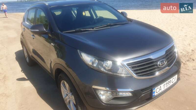 Позашляховик / Кросовер Kia Sportage 2011 в Черкасах