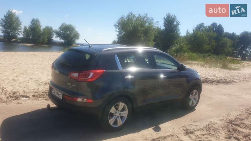 Позашляховик / Кросовер Kia Sportage 2011 в Черкасах